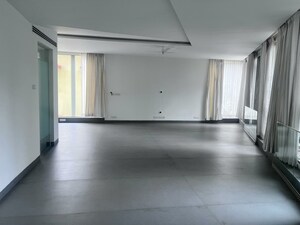 4 BHK Apartment For Rent in Embassy Oasis, Frazer Town