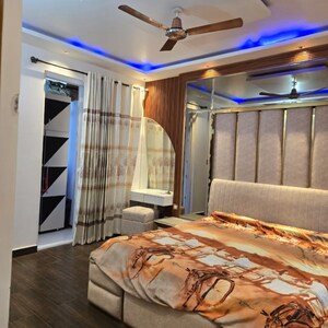 Bedroom in 3 BHK Builder Floor at Vipul World Floors, Sector 48 – for Rent