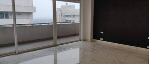 Room in 5 BHK Apartment at Salcon The Verandas, Sector 54 – for Rent