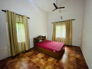 Bedroom in 3 BHK Villa at Nachinola – for Rent