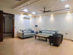 6+ BHK Villa For Sale in Ramprastha Society
