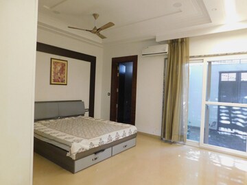 Bedroom in 6+ BHK Villa at Ramprastha Society, Ramprastha Greens – for Sale