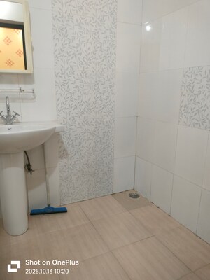 Bathroom in 3 BHK Builder Floor at Sector 14 – for Rent