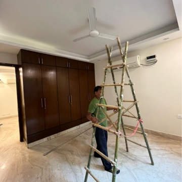 Living Room in 3 BHK Builder Floor at Navjeevan Vihar – for Rent