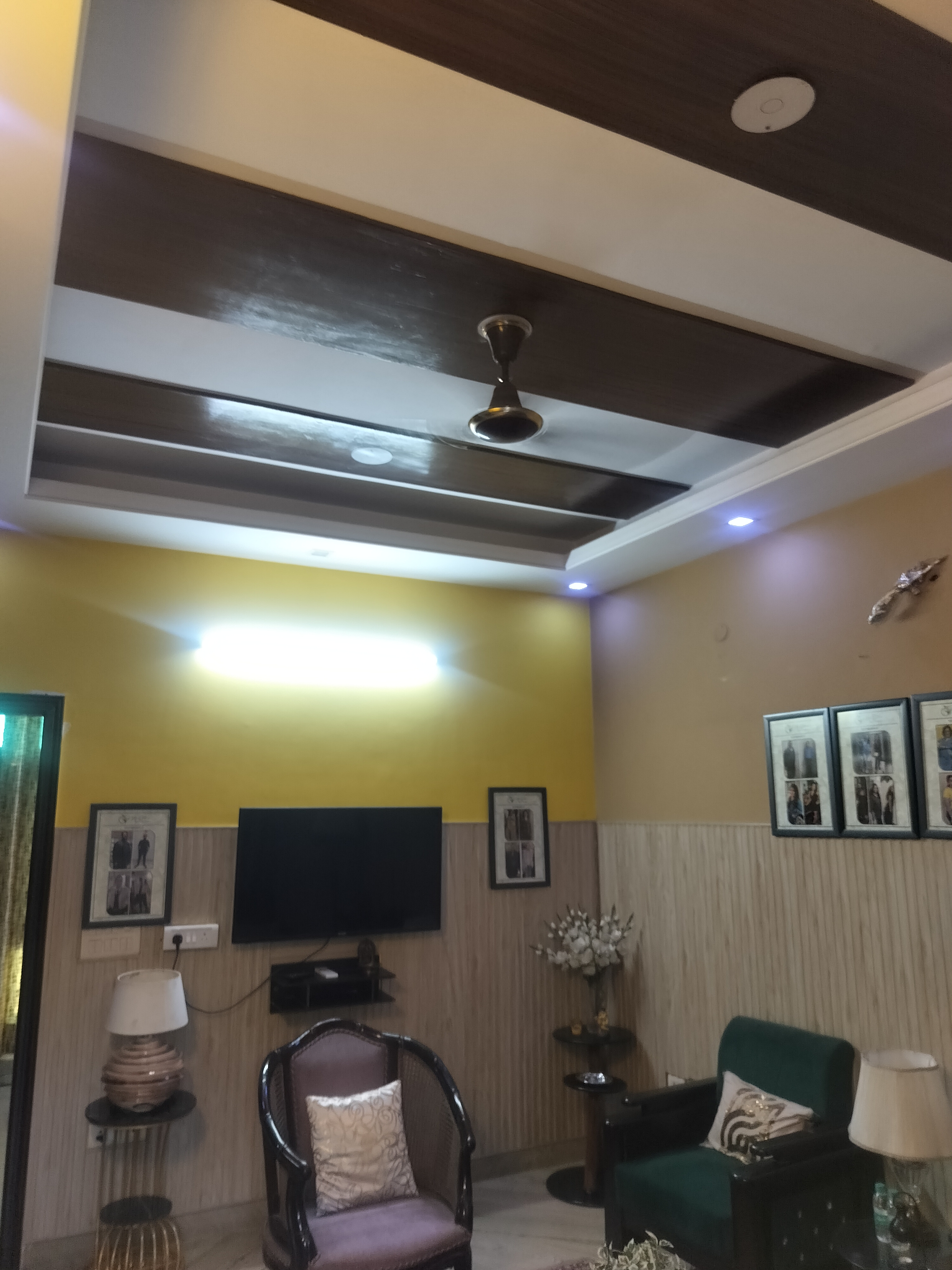 2 BHK Independent House For Rent in RWA Apartments Sector 71