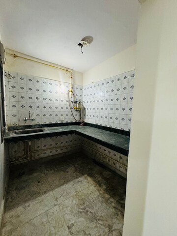 Room in 2 BHK Builder Floor at Saket – for Rent