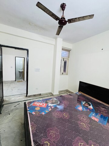 Room in 2 BHK Builder Floor at Saket – for Rent