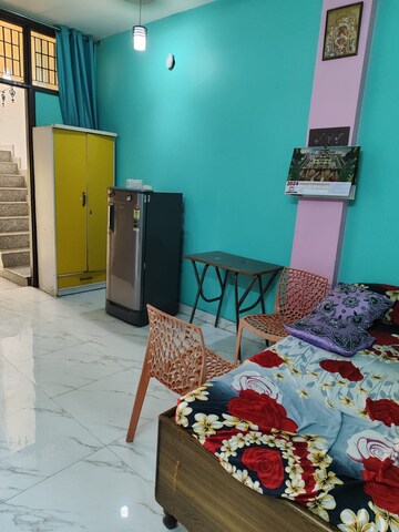 Bedroom in 1.5 BHK Independent House at RWA Apartments Sector 30, Sector 30 – for Rent