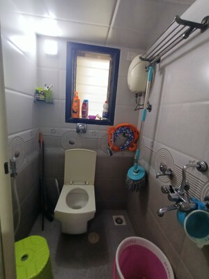 Team Area in 1 BHK Apartment at Dombivli West – for Rent