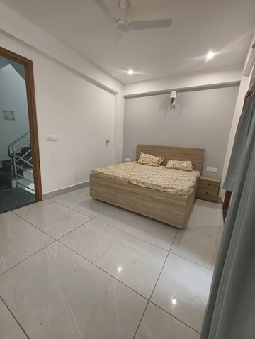 Bedroom in 1 RK Builder Floor at Sector 42 – for Rent