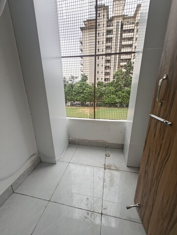 Balcony in 1 RK Builder Floor at Sector 42 – for Rent