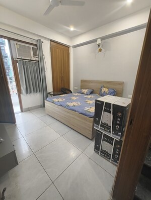 1 RK Builder Floor For Rent in Sector 42