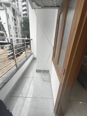 Balcony in 1 RK Builder Floor at Sector 42 – for Rent
