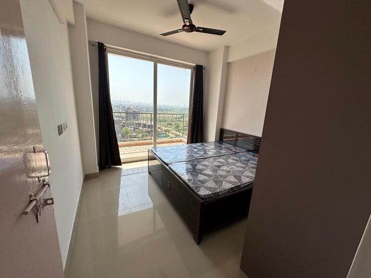 Room, rof-alante 3 Bedroom 900 Sq.Ft. Apartment In Sector 108 Gurgaon 9303044