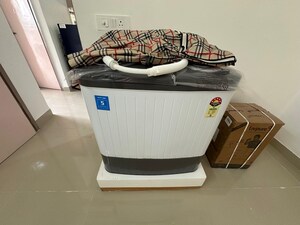 Team Area in 3 BHK Apartment at ROF Alante, Sector 108 – for Rent