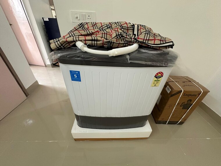 Team Area, rof-alante 3 Bedroom 900 Sq.Ft. Apartment In Sector 108 Gurgaon 9303044