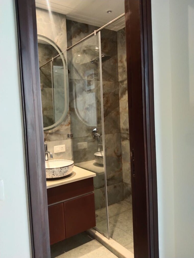 Bathroom, sector 23 3 Bedroom 2000 Sq.Ft. Builder Floor In Sector 23 Gurgaon 9303062