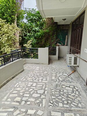 Balcony in 3 BHK Builder Floor at Sector 23 – for Rent