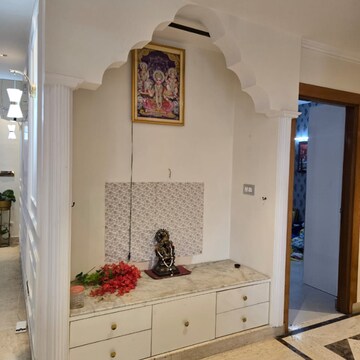 Furnished Amenities in 3 BHK Builder Floor at Kohli One Malibu Town, Malibu Town – for Rent