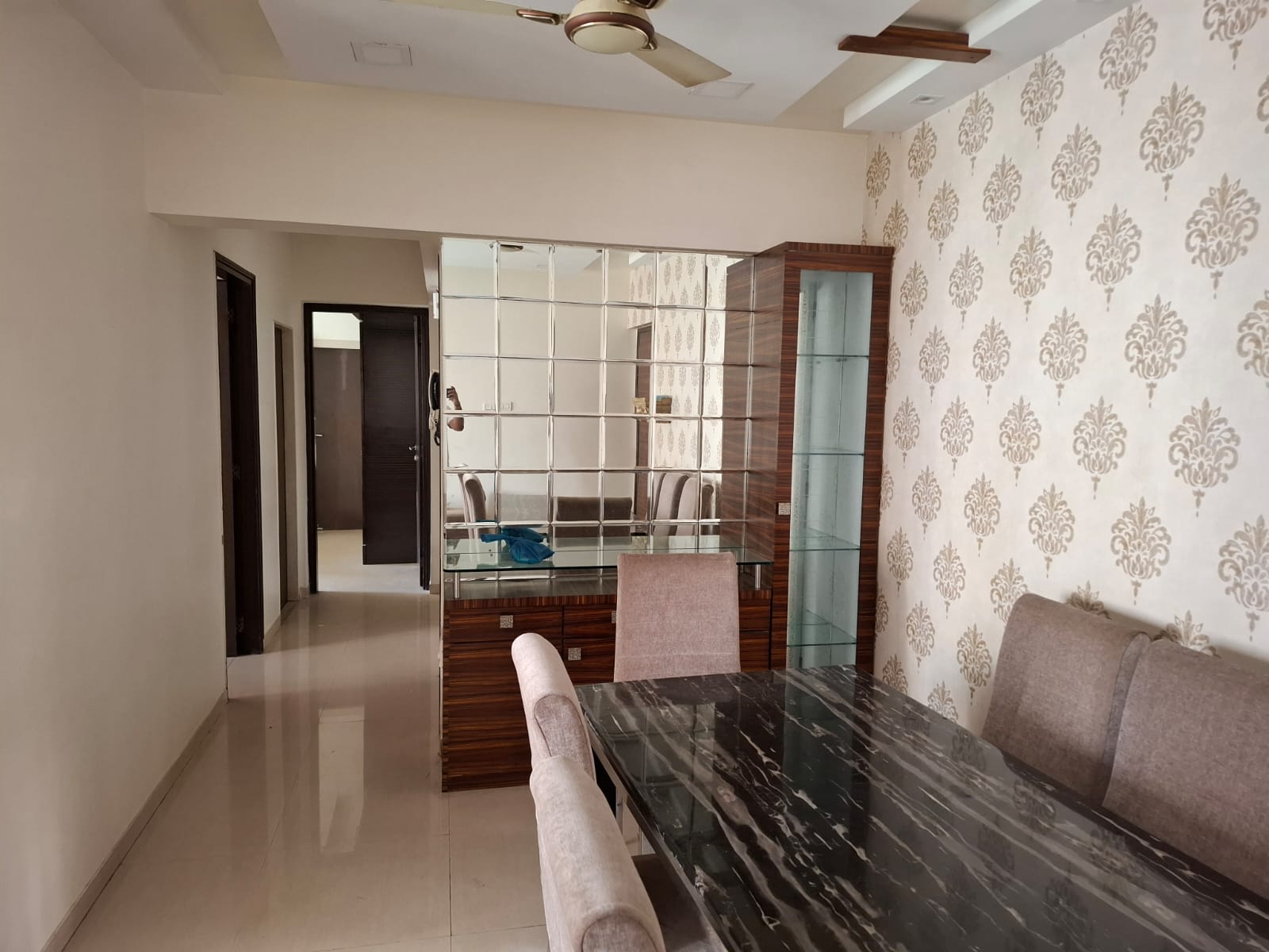 2 BHK + Extra Room Apartment For Rent in Rustomjee OZone