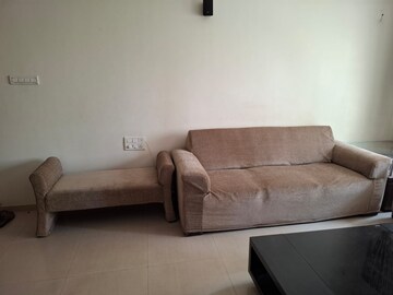 Furnished Amenities in 2 BHK Apartment at Rustomjee OZone, Goregaon West – for Rent