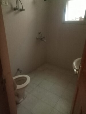 Bathroom in 2 BHK Builder Floor at Sector 23 – for Rent