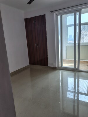 3 BHK Apartment For Rent in Amrapali Leisure Park, Amrapali Leisure Valley