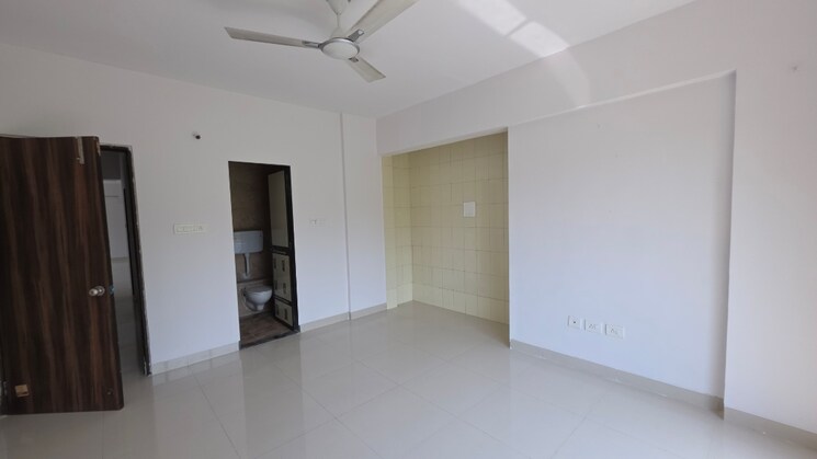 Room, vasant-vihar-complex 3 Bedroom 1250 Sq.Ft. Apartment In Pokhran Road No Two Thane 9303255