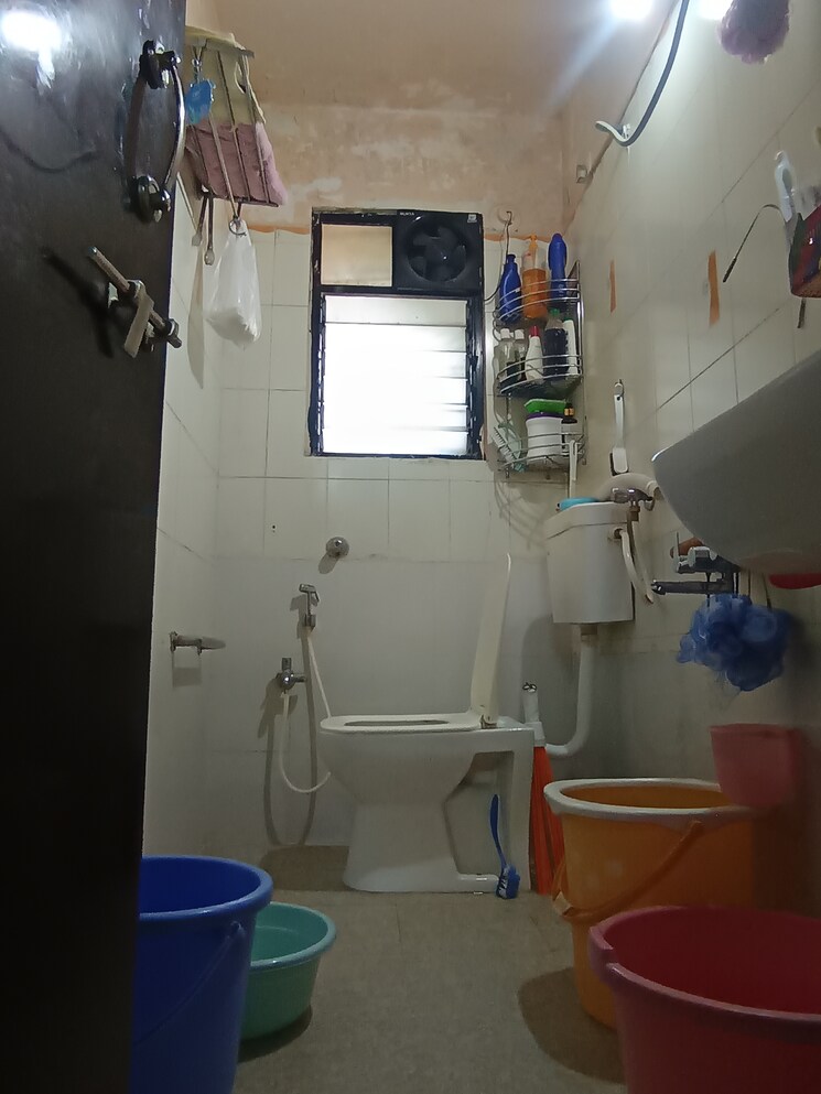 Bathroom, spring-dales 1 Bedroom 690 Sq.Ft. Apartment In Kharadi Pune 9303258