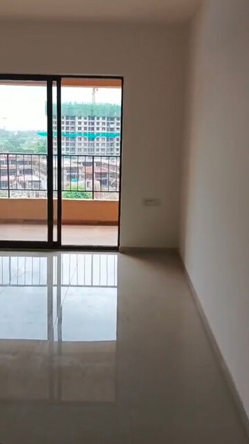 Room in 2 BHK Apartment at Shapoorji Pallonji Joyville Hadapsar Annexe, Hadapsar – for Sale