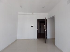 1 BHK Apartment For Sale in Lalani Velentine Apartment 1 Wing D, Malad East