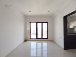 Room in 1 BHK Apartment at Lalani Velentine Apartment 1 Wing D, Malad East – for Sale