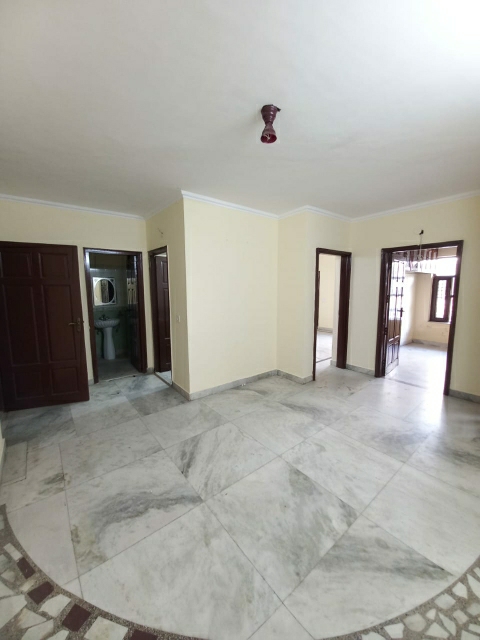 2 BHK Independent House For Rent in Sector 10