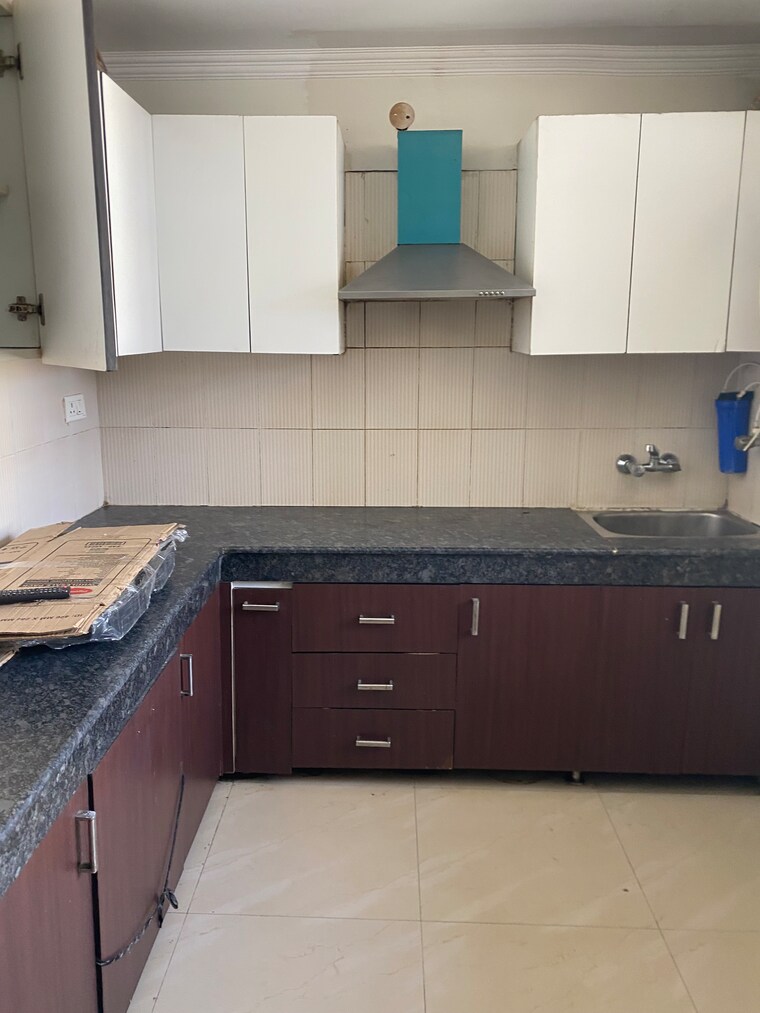 Kitchen, maya-garden-city 2 Bedroom 1307 Sq.Ft. Apartment In Lohgarh Zirakpur 9303246