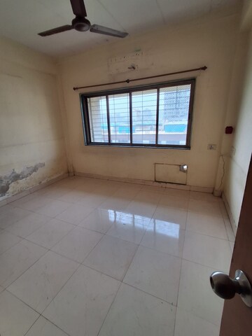 Room in 1 BHK Apartment at Vastu Vihar KH2, Kharghar – for Sale