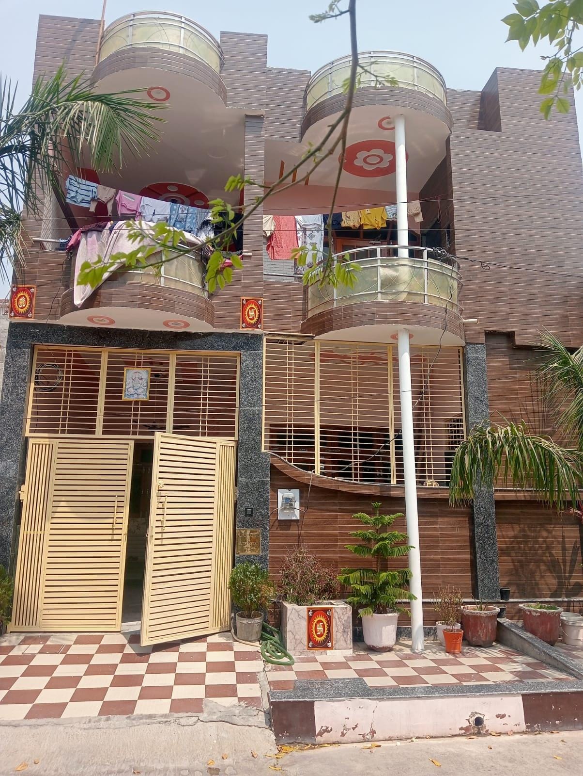 6 BHK + Pooja Room Independent House For Sale in Jagrati Vihar