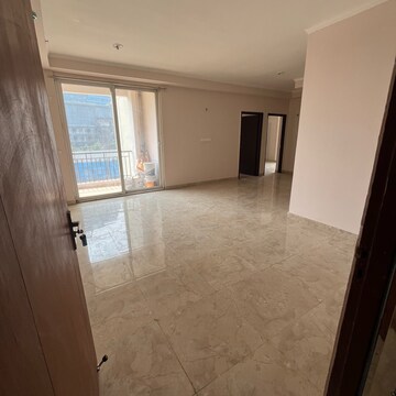 Room in 3 BHK Apartment at Amrapali Golf Homes, Haibatpur – for Sale