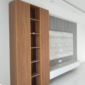 Room in 4 BHK Apartment at Adani Oyster Grande Phase 2, Sector 102a – for Rent