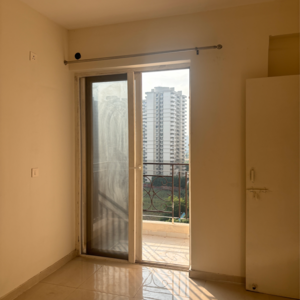 Room in 2 BHK Apartment at Signature The Millennia 2, Garoli Kalan – for Rent