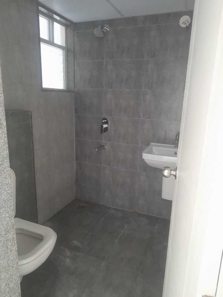 Bathroom, rohan-upavan 1 Bedroom 634 Sq.Ft. Apartment In Hennur Bangalore 9303320
