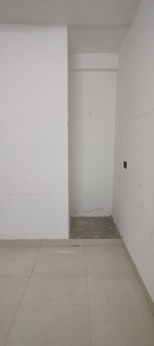 Room in 3 BHK Builder Floor at Chattarpur – for Rent