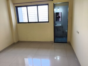 Room in 3 BHK Apartment at Blue Kites CHS Ltd, Kopar Khairane – for Rent