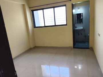 Room in 3 BHK Apartment at Blue Kites CHS Ltd, Kopar Khairane – for Rent