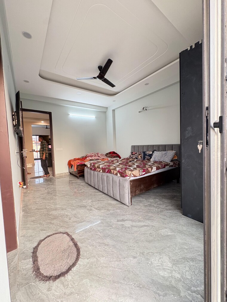 Bedroom, dlf-city-centre 3 Bedroom 1845 Sq.Ft. Builder Floor In Maruti Vihar Gurgaon 9303356