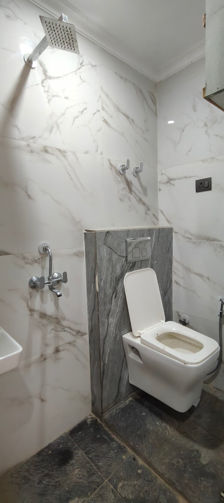 Attached Bathroom, chattarpur 3 Bedroom 1500 Sq.Ft. Builder Floor In Chattarpur Delhi 9303362