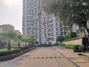 4 BHK Apartment – Exterior View View at Amrapali Platinum, Sector 119 - for Sale