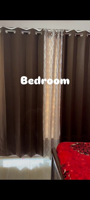 Bedroom in 2 BHK Apartment at Gaur City 7th Avenue, Sector 4 Greater Noida – for Rent