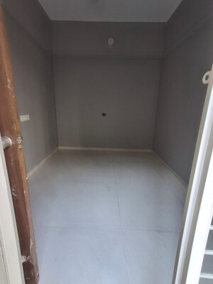 Room in 2.5 BHK Apartment at Pate Seya, Sinhagad Road – for Sale