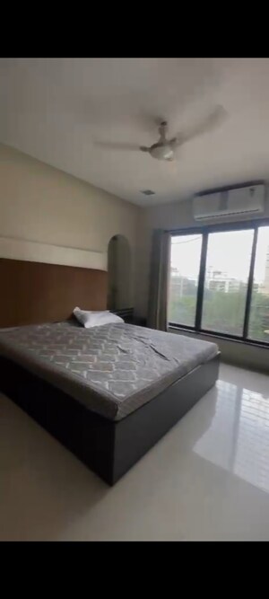 Bedroom in 3 BHK Apartment at Lokhandwala Green Acres, Andheri West – for Rent