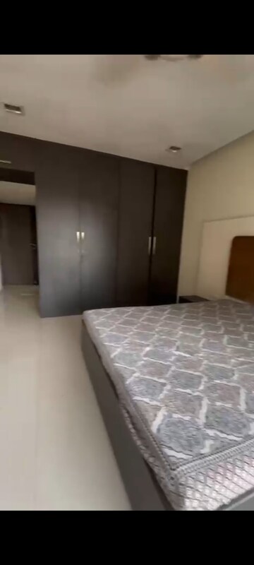 Bedroom in 3 BHK Apartment at Lokhandwala Green Acres, Andheri West – for Rent